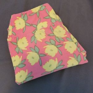 Lularoe one size floral leggings